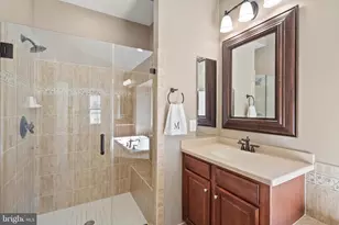 43941 Riverpoint Dr, Leesburg, VA 20176 - Photo 49