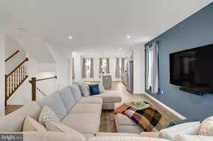 20941 Bluebird Sq, Sterling, VA 20165 - Photo 47