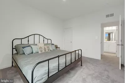 20941 Bluebird Square, Sterling, VA 20165 - Photo 9