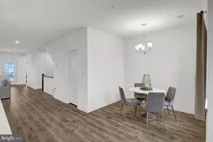 20941 Bluebird Sq, Sterling, VA 20165 - Photo 33