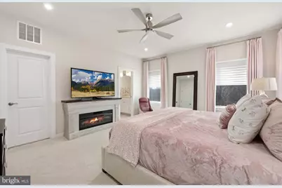 1027 Venifena Terrace SE, Leesburg, VA 20175 - Photo 19