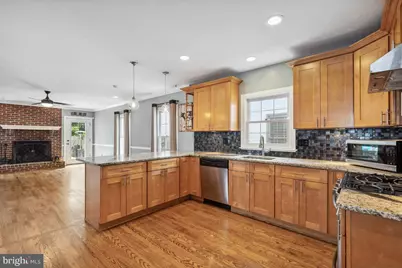 208 Wilson Avenue NW, Leesburg, VA 20176 - Photo 7