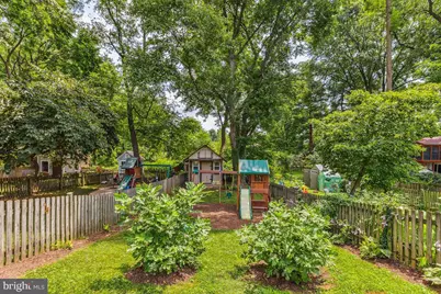 208 Wilson Avenue NW, Leesburg, VA 20176 - Photo 29