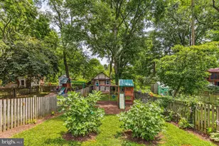 208 Wilson Ave NW, Leesburg, VA 20176 - Photo 29