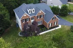 42346 Ponderosa Dr, Chantilly, VA 20152 - Photo 3