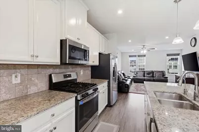 24594 Laurel Lake Terrace, Sterling, VA 20166 - Photo 13