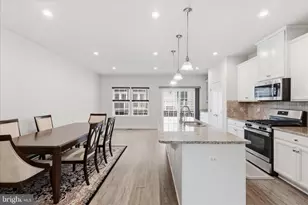 24594 Laurel Lake Terrace, Sterling, VA 20166 - Photo 9