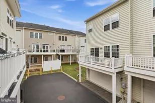 24594 Laurel Lake Terrace, Sterling, VA 20166 - Photo 29