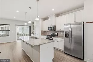 24594 Laurel Lake Terrace, Sterling, VA 20166 - Photo 11