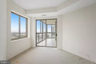 19355 Cypress Ridge Terrace, Leesburg, VA 20176 - Photo 15