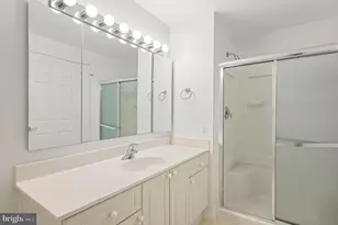 19355 Cypress Ridge Terrace, Leesburg, VA 20176 - Photo 21