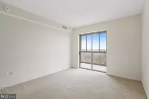 19355 Cypress Ridge Terrace, Leesburg, VA 20176 - Photo 19