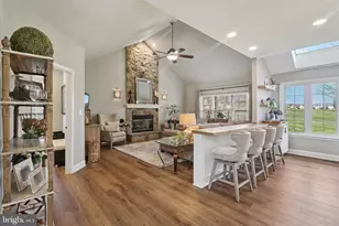 20276 Medalist Dr, Ashburn, VA 20147 - Photo 13