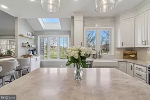 20276 Medalist Dr, Ashburn, VA 20147 - Photo 11