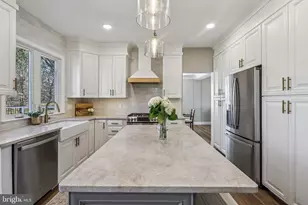 20276 Medalist Dr, Ashburn, VA 20147 - Photo 5