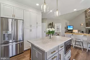 20276 Medalist Dr, Ashburn, VA 20147 - Photo 9