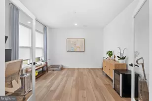 19738 Peach Flower Ter, Ashburn, VA 20147 - Photo 5