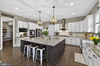 219 Idyllic Place SE, Leesburg, VA 20175 - Photo 5