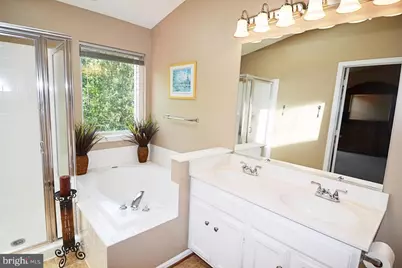 21168 Millwood Square, Sterling, VA 20165 - Photo 7