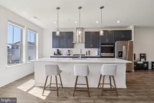 45916 Swallow Ter, Sterling, VA 20165 - Photo 3