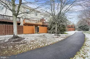 45590 Whitcomb Square, Sterling, VA 20166 - Photo 5