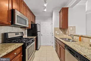 505 Sunset View Terrace SE, Leesburg, VA 20175 - Photo 11