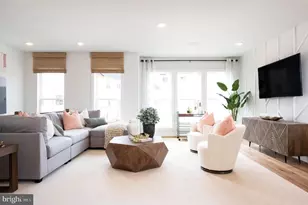 42153 Gilded Stone Ter, Brambleton, VA 20148 - Photo 9