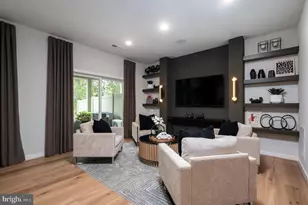 42153 Gilded Stone Ter, Brambleton, VA 20148 - Photo 17