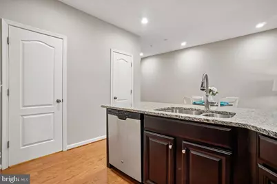 24660 Byrne Meadow Square, Aldie, VA 20105 - Photo 19