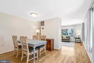 341 E G St, Purcellville, VA 20132 - Photo 19