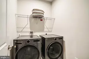 22317 Seabring Terrace, Ashburn, VA 20148 - Photo 23