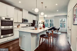 22317 Seabring Terrace, Ashburn, VA 20148 - Photo 9