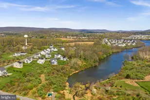 35829 Peninsula Ct, Round Hill, VA 20141 - Photo 5