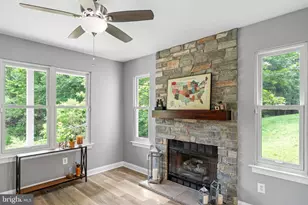 22247 Watson Rd, Leesburg, VA 20175 - Photo 17