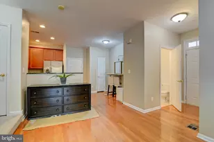 43920 Hickory Corner Terrace, Ashburn, VA 20147 - Photo 7