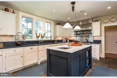 13252 Harpers Ferry Road, Purcellville, VA 20132 - Photo 7