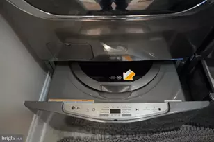 19923 Smith Cir, Ashburn, VA 20147 - Photo 21