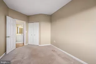 19365 Cypress Ridge Terrace, Leesburg, VA 20176 - Photo 23