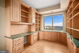 19365 Cypress Ridge Terrace, Leesburg, VA 20176 - Photo 19