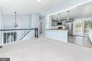 211 Amy Ct, Sterling, VA 20164 - Photo 7