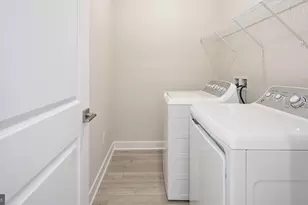 44576 Strabane Ter, Ashburn, VA 20147 - Photo 43