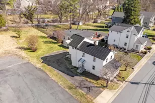 150 S 20th St, Purcellville, VA 20132 - Photo 3