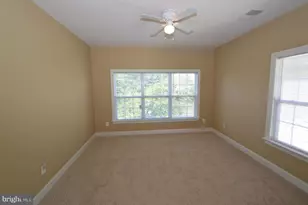 43076 La Riva Dr, Ashburn, VA 20148 - Photo 11