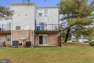 1049 Margate Ct, Sterling, VA 20164 - Photo 25