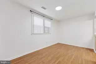 1049 Margate Ct, Sterling, VA 20164 - Photo 7