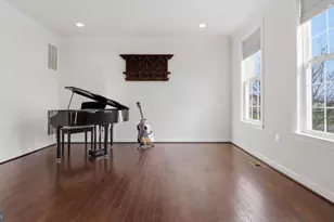 42580 Deer Isle Dr, Chantilly, VA 20152 - Photo 11