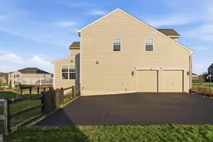 42580 Deer Isle Dr, Chantilly, VA 20152 - Photo 85