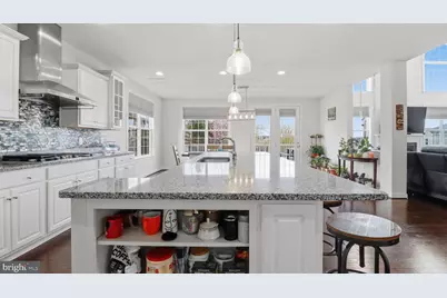 42580 Deer Isle Drive, Chantilly, VA 20152 - Photo 21