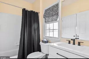 41113 Canongate Dr, Leesburg, VA 20175 - Photo 21