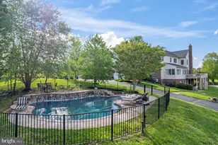 41113 Canongate Dr, Leesburg, VA 20175 - Photo 5